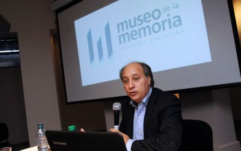Víctor Abramovich, Secretario Ejecutivo del IPPDH, participó de esta conferencia, llevada a cabo en el Museo de la Memoria de Rosario, el 24 de julio de 2012.