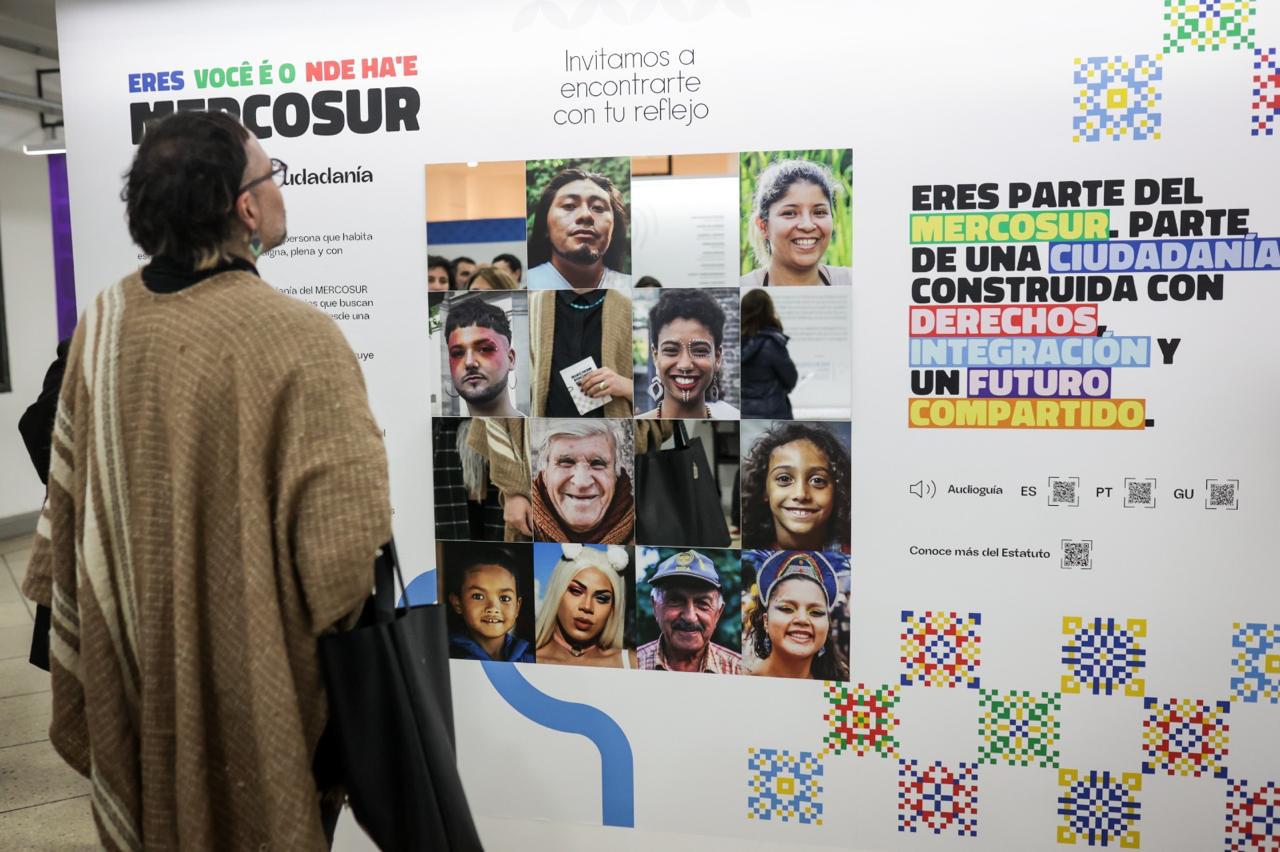 El IPPDH inauguró la muestra permanente “MERCOSUR DERECHOS HUMANOS: Tejiendo derechos, construyendo futuro”